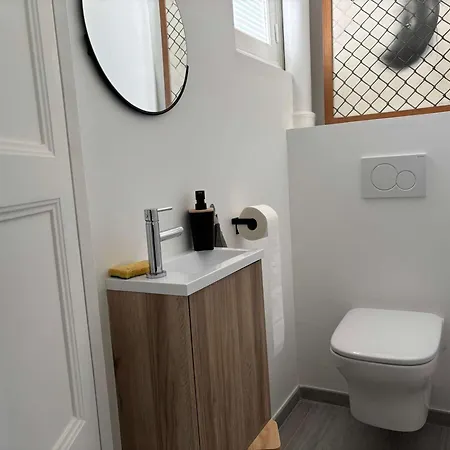 3 A Avec Parking Pres De La - Fr-1-494-201 아파트