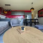 3 A Avec Parking Pres De La - Fr-1-494-201 Apartment