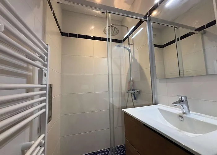 Apartment 3 A Avec Parking Pres De La - Fr-1-494-201 Royan