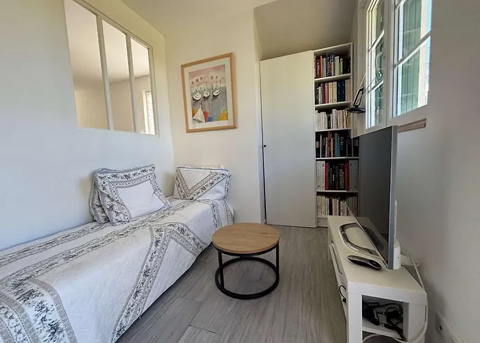 3 A Avec Parking Pres De La - Fr-1-494-201 Apartment