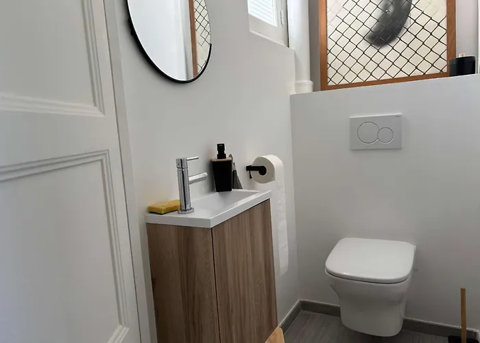 3 A Avec Parking Pres De La - Fr-1-494-201 Apartment